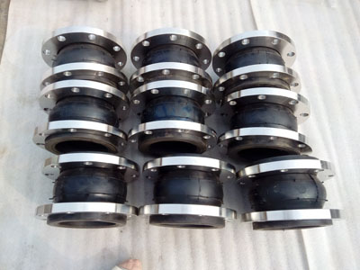 ���Ӹ�����ͬ��ʹ�ùܵ��ض��x����m�����z���^